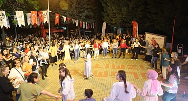 Hıdırellez coşkusu İzmit’i sardı, bahar türkülerle geldi