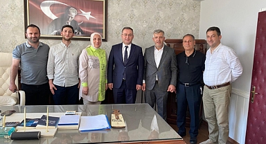 Kocaeli Trabzonlular Derneği’nden, Derince Kaymakamı Demirelli’ye ziyaret
