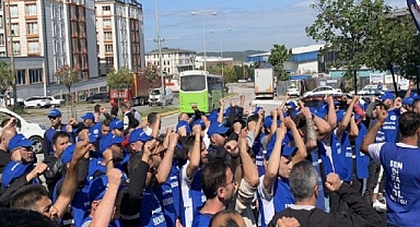 Portakal Plastik’te grev kırıcılığına geçit yok: Malzeme dolu kamyonu boşalttırıp öyle çıkarttılar