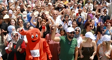 Op. Dr. Mehmet Fatih Korkmaz, 5. İstanbul Buluşmasında Hastalarıyla Boğaz'da Bir Araya Geldi