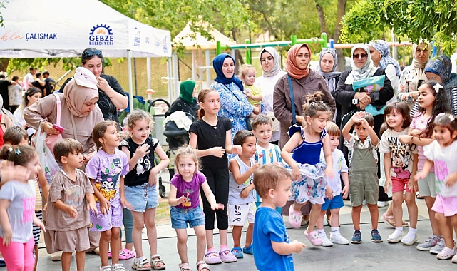 Gebze Belediyesi’nin Etkinliğinde Minikler Doyasıya Eğlendi