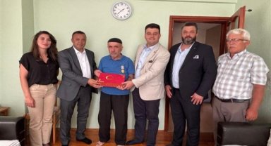 İzmit Belediyesi'nden Kıbrıs gazilerine ziyaret