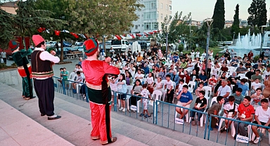 İstasyon Mahallesi’nde Açık Havada Sinema Keyfi