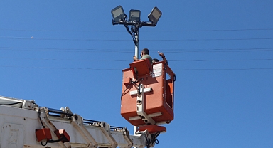 İzmit Belediyesi çevreyi kirletenleri kamera ile tespit edecek