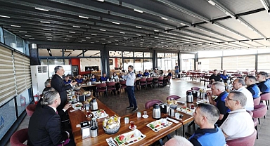 Başkan Ömeroğlu, Zabıta Teşkilatıyla Kahvaltıda Buluştu