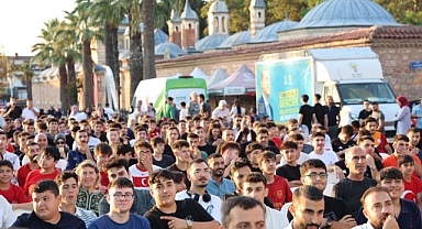 Gebze Kent Meydanı’nda Milli Maç Coşkusu!