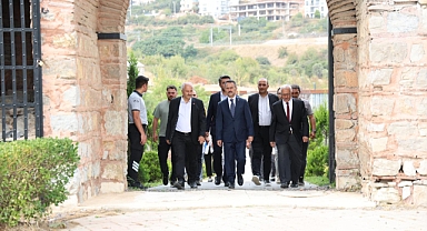 Vali Aktaş, Eskihisar Kalesi ve Osman Hamdi Bey Müzesi’nde İncelemelerde Bulundu