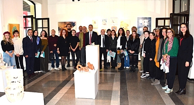 “Geçmiş, Bugün, Gelecek” Sergisi Sanatseverlerle Buluştu