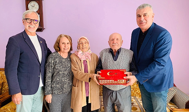 İzmit Belediyesinden Derince’deki Kıbrıs Gazilerine vefa ziyareti