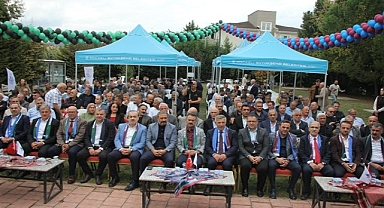 Vali Aktaş, Kocaeli Trabzonlular Derneği Genel Kurulu’na katıldı