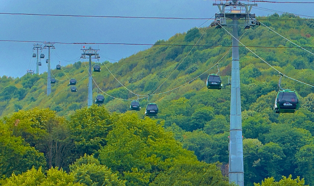 Ara tatil keyfi Kartepe Teleferik'te katlanıyor