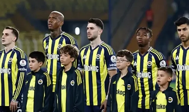 Fenerbahçeli futbolcular köşeyi dönecek