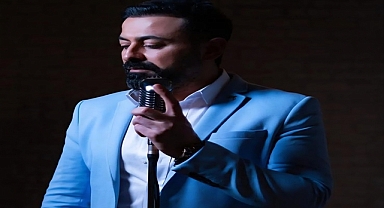 Rüzgar Yılmaz, Deniz Performans’ta Müzikseverleri Büyülüyor