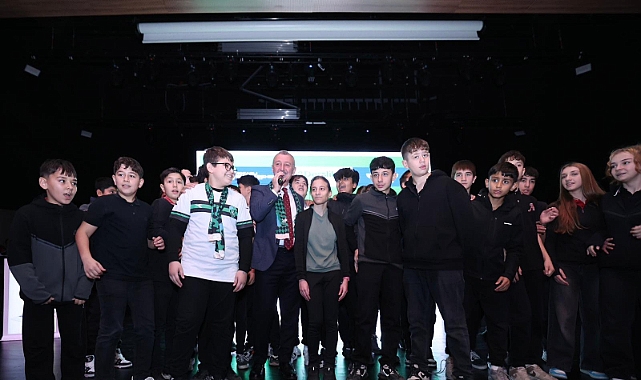 YKS ve LGS'ye ücretsiz hazırlık programı Kılavuz e-Derslik açıldı