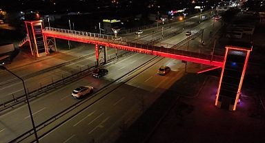 Büyükşehir'den kadına şiddete karşı turuncu mesaj