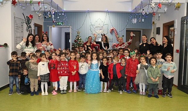 Çınar Çocuk Evleri’nde renkli yılbaşı kutlaması