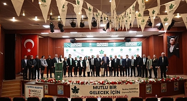 Gelecek Partisi Çayırova'da Yönetimini Yarı Yarıya Yeniledi