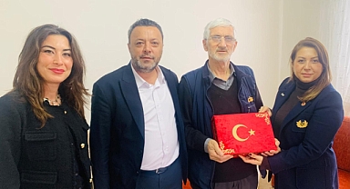 İzmit Belediyesi gazilere vefa ziyaretlerini sürdürüyor 