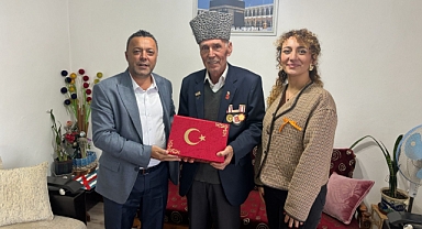 İzmit Belediyesi Kıbrıs Gazilerini ziyaret etmeye devam ediyor