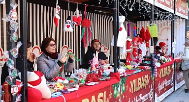 İzmit’te Yılbaşı İyilik Pazarı başladı! 