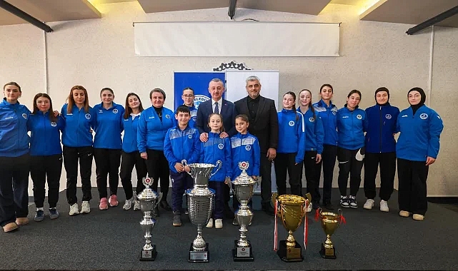 Kocaeli'de Kağıtspor'dan rekor başarı