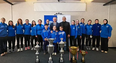 Kocaeli'de Kağıtspor'dan rekor başarı