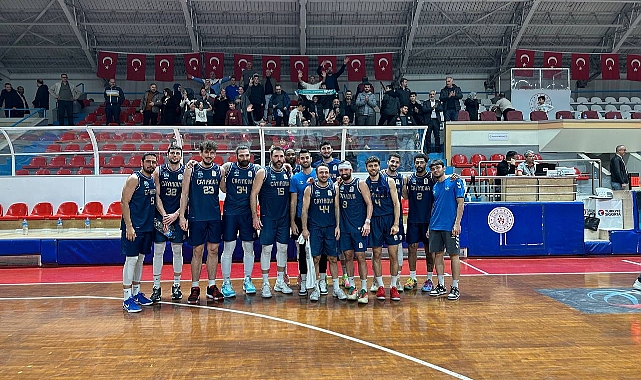 Uzatmaya giden maçta kazanan Çayırova Belediyesi oldu