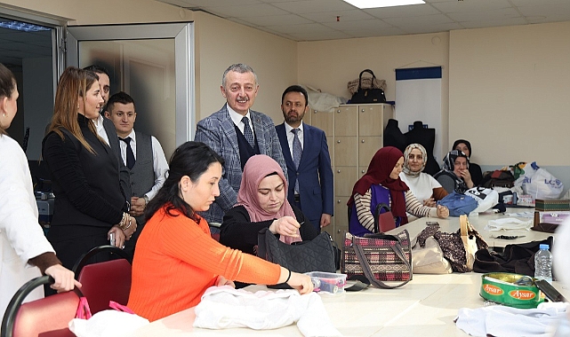 Başkan Büyükakın, KO-MEK kursiyerlerini ziyaret etti