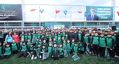 Büyükşehir’in yenilediği Kocaelispor altyapı tesisleri göz kamaştırdı