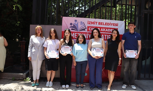 İzmit’te dayanışmanın adı: Kadın ve aile hizmetleri