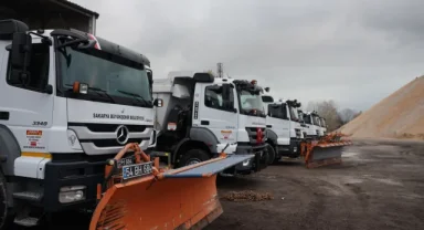 Sakarya Büyükşehir karla mücadele için göreve hazır
