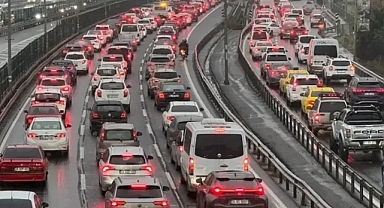 Türkiye'de 2025’te 2,37 milyon taşıtın trafiğe kaydı yapıldı...Trafikteki toplam taşıt 34 milyona yaklaştı