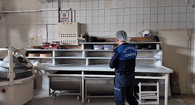 Çayırova Zabıtası’ndan Ramazan öncesi fırın ve market denetimi
