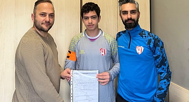 Darıcaspor altyapısının başarılı kalecisi Umut Yasir Yıldırım, Gebzespor’a transfer oldu