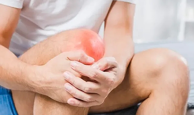 Diz ağrısını hafife almayın! Dizinizdeki 'çıt' sesi masum olmayabilir