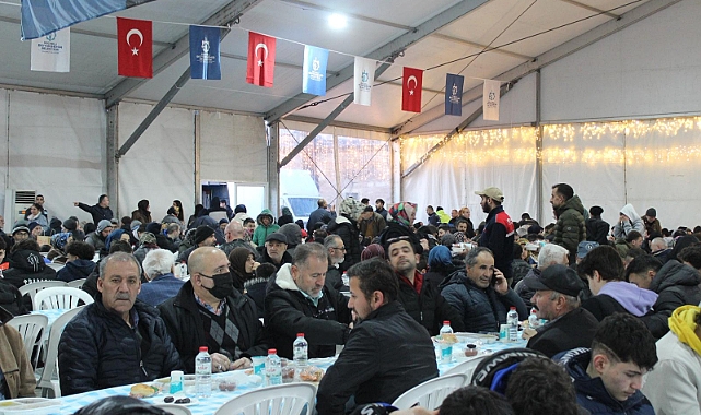 Gebze'de gönüller Ramazan çadırında birleşiyor