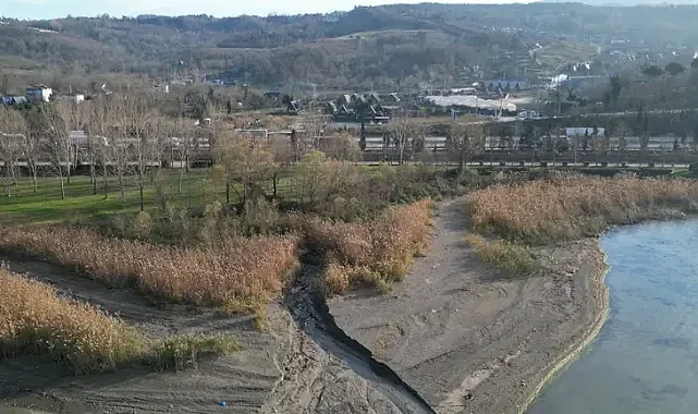 Göl havzasındaki kıyılara SASKİ uyarısı: Gölün ekolojik dengesini tehdit etmeyelim