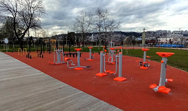 İzmit Millet Bahçesi yeni spor alanlarına kavuştu