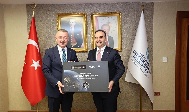 Bakan Kacır'dan Büyükşehir'e ziyaret