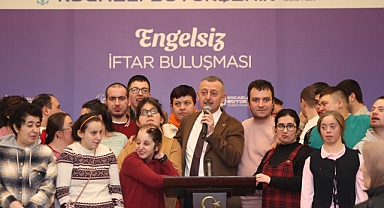 Büyükşehir'den özel bireylerle iftar! Başkan Büyükakın: “İşte mutluluk budur”