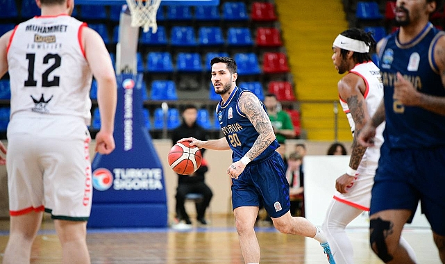 Çayırova Belediyesi, deplasmandan kazanarak döndü