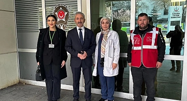 İzmit Belediyesinden sağlık çalışanlarına 14 Mart Tıp Bayramı ziyareti