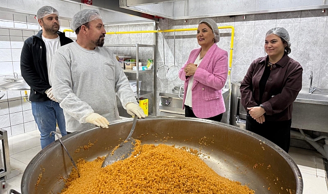 İzmit’in Aşevi kapasitesi 2,5 kat arttı yemek üretimi 10 bine ulaştı