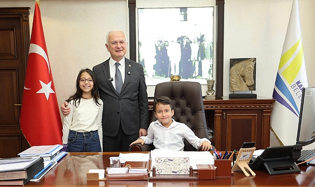 Başkan Çalık Koltuğunu Minik Başkana Devretti