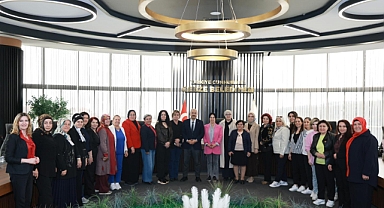 Gebze Belediyesi Kadın Muhtarları Ağırladı
