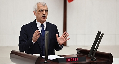 Gergerlioğlu; “Kocaeli’de 3 bin hektarlık orman alanının 500 hektarı dip çamuru ve hafriyat dökümü için kullanılıyor!”