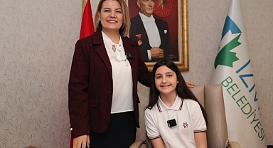 İzmit’te başkanlık koltuğu bugün Öykü’ye emanet