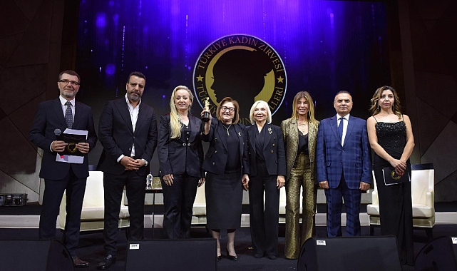 Lider Kadınlar Türkiye Kadın Zirvesi’nde Buluştu