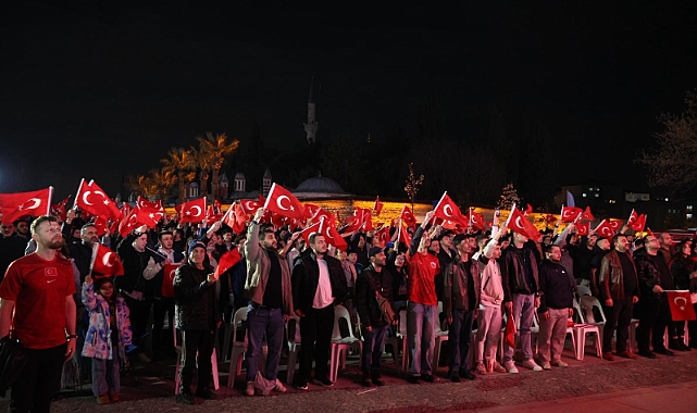 Tarihi Zafer Gebze Kent Meydanı’nda Coşkuyla Kutlandı