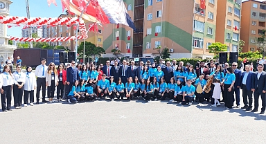 Çayırova’da 19 Mayıs coşkusu
